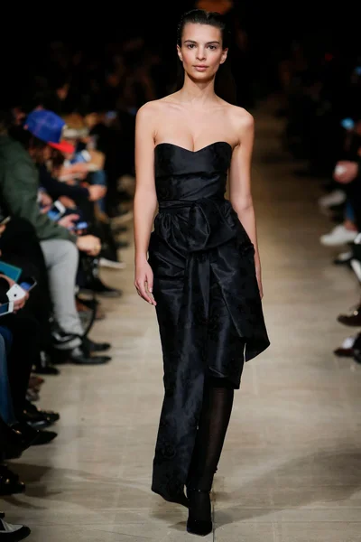 Look 38